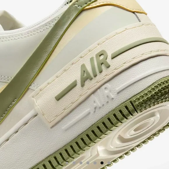 Nike Air Force 1 Shadow
Women's Shoes - Picture 14 of 16